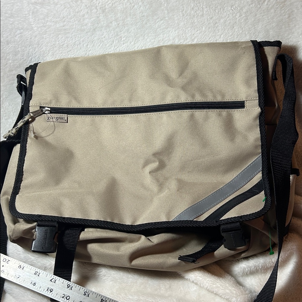 Vintage East sport Beige and Black Messenger Bag